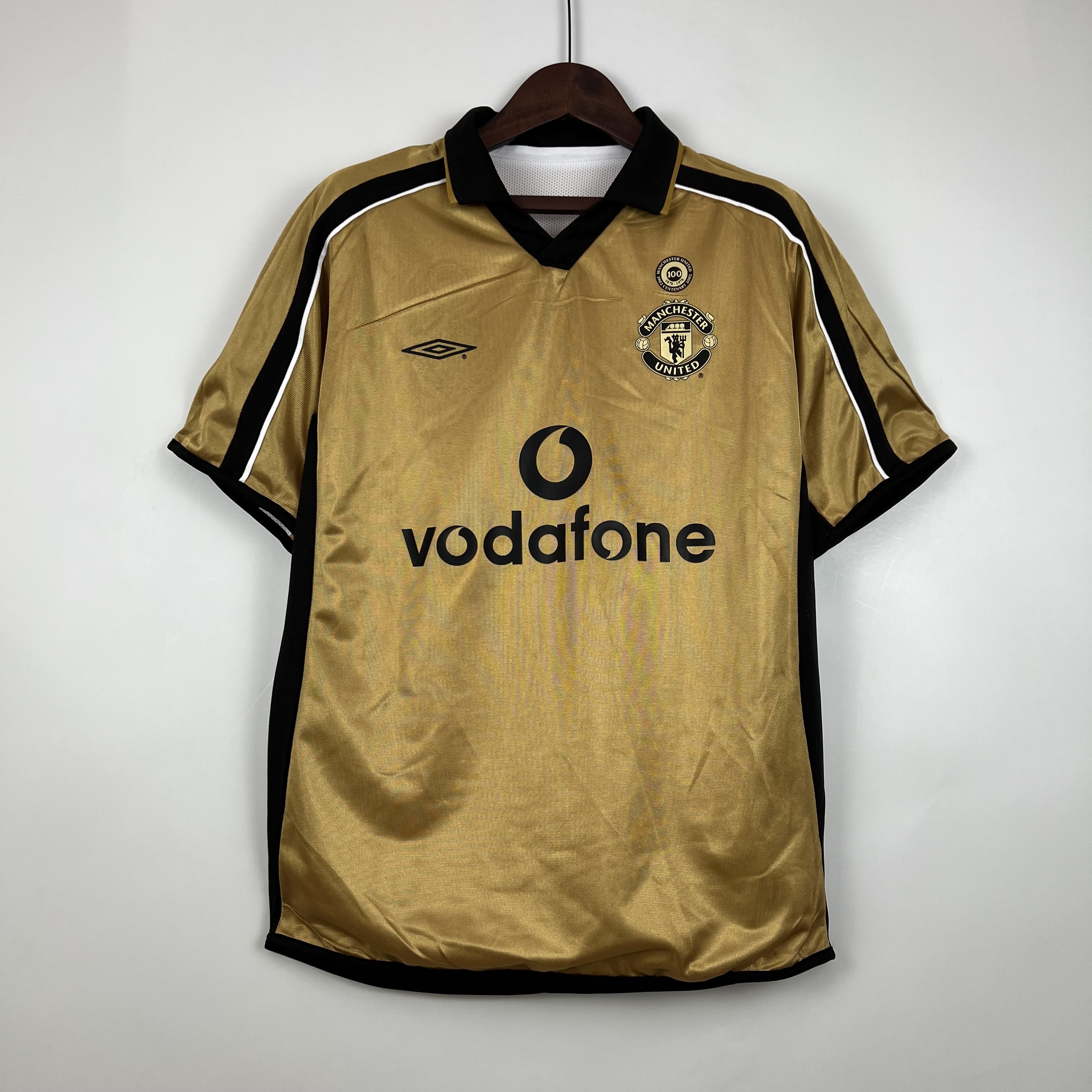 Camiseta Manchester United FC 2001/2002 Dorada
